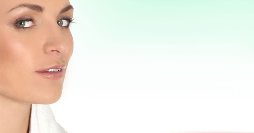 HASSAS CİLTLİLER MAKYAJ YAPARKEN NELERE DİKKAT ETMELİ? - MAKYAJ