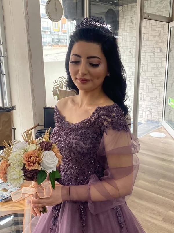 Sıla Zengin Güzellik Salonu - 129. Fotoğraf Sıla Zengin Güzellik Salonu - 129. Fotoğraf