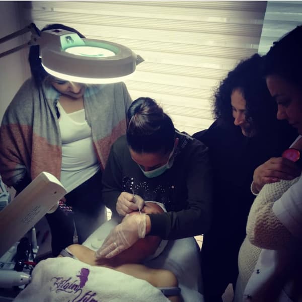 Ayşe Alya Güzellik Merkezi - 32. Fotoğraf Ayşe Alya Güzellik Merkezi - 32. Fotoğraf