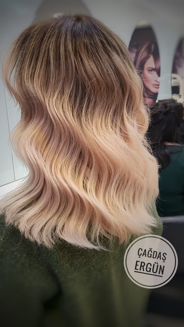 Çağdaş Ergün Saç Tasarım - Kuaför - 70. Fotoğraf Çağdaş Ergün Saç Tasarım - Kuaför - 70. Fotoğraf