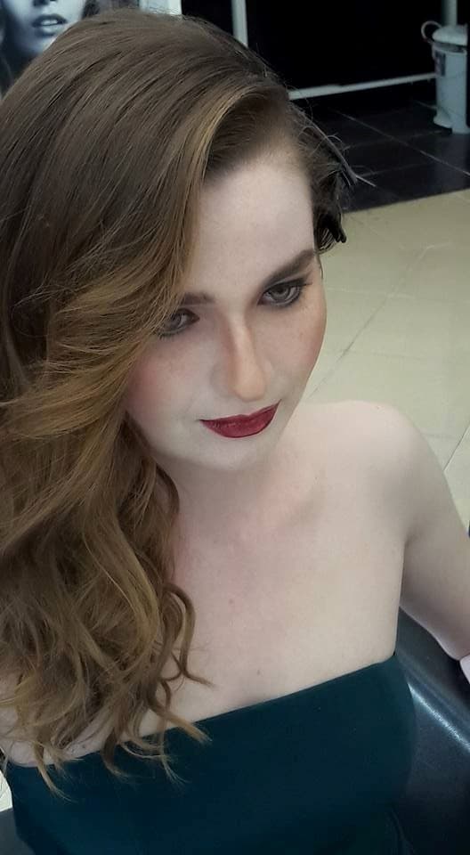 Çağdaş Ergün Saç Tasarım - Kuaför - 28. Fotoğraf Çağdaş Ergün Saç Tasarım - Kuaför - 28. Fotoğraf