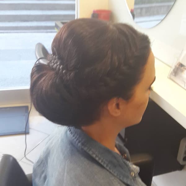 Çağdaş Ergün Saç Tasarım - Kuaför - 36. Fotoğraf Çağdaş Ergün Saç Tasarım - Kuaför - 36. Fotoğraf